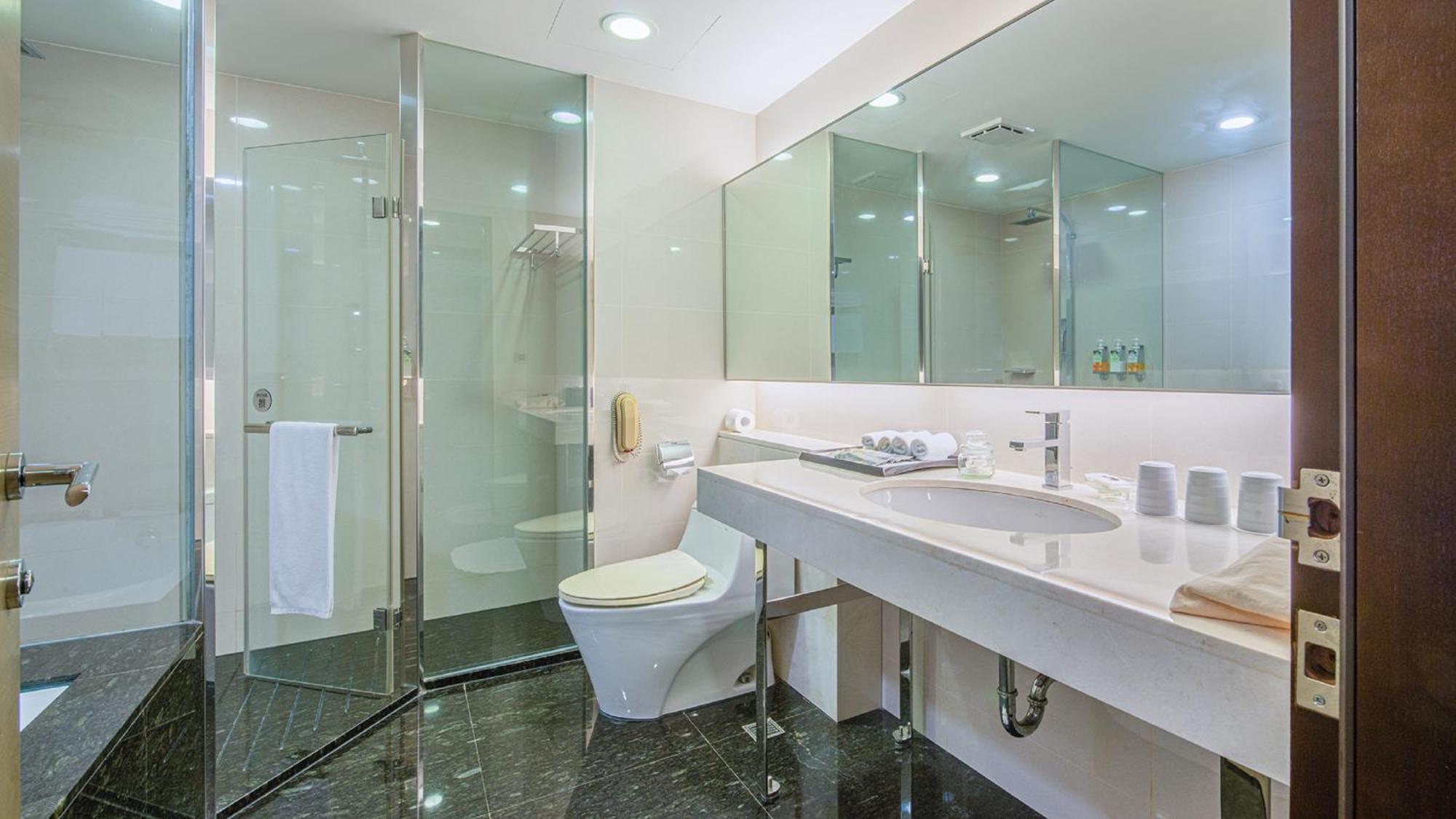 Check Inn Select Taichung Dadun Exterior foto